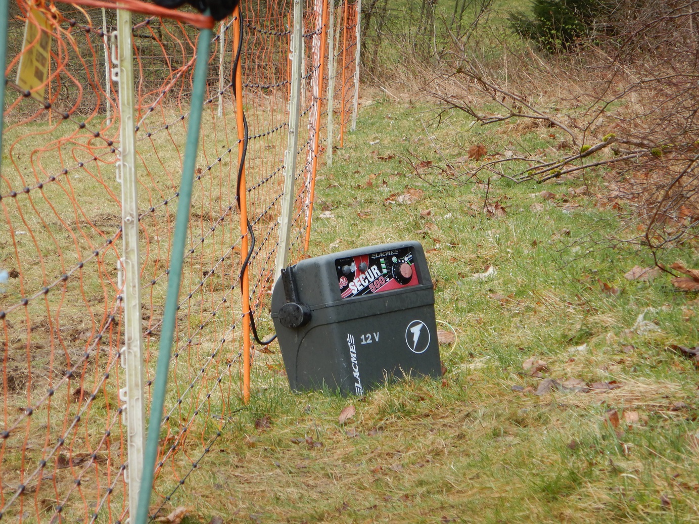 zdroj napájení el. ohradníku