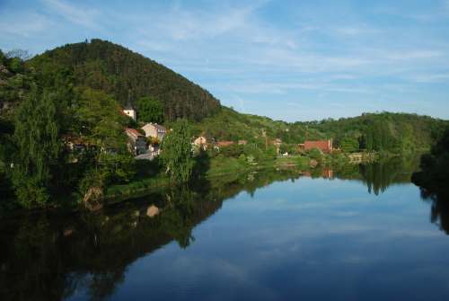 Krajina okolo Karlštejna.